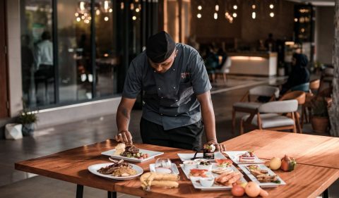 Restaurante, um dos negócios no setor de serviços. Foto: Pixabay