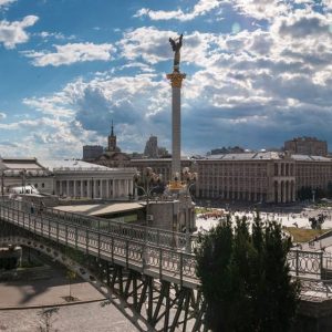 Qual o significado da decisão de Moscou de reconhecer a independência de regiões separatistas da Ucrânia?