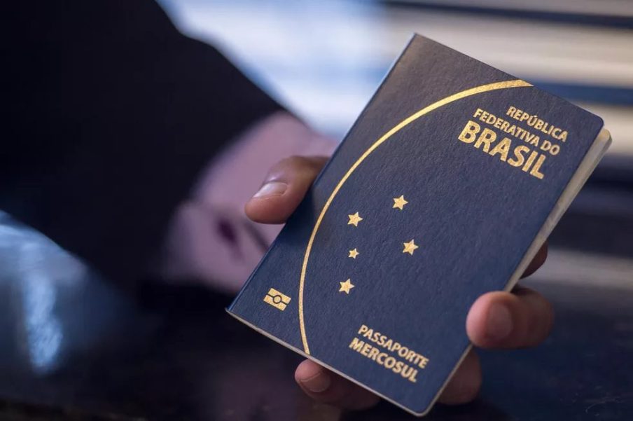 STJ autoriza bloqueio de passaporte até pagamento de dívida