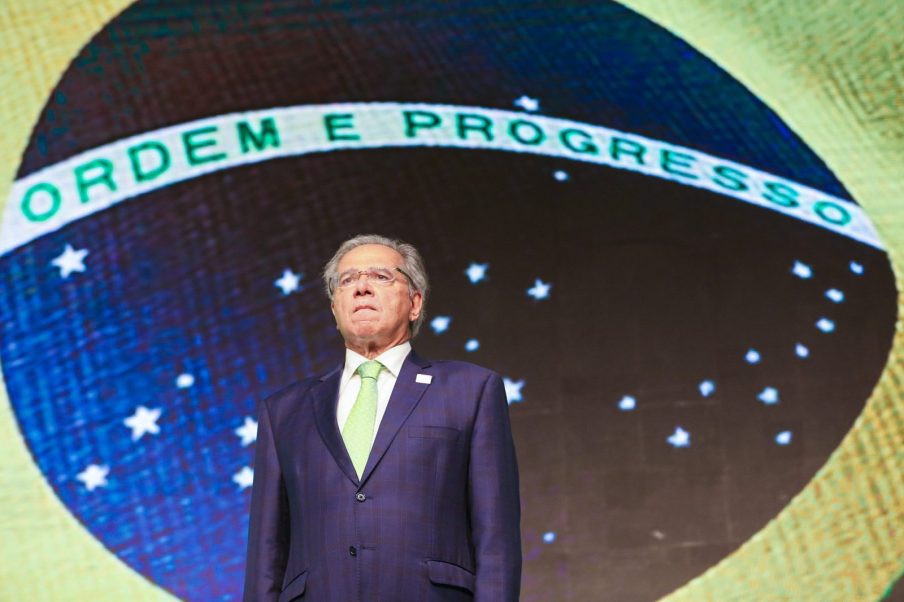 Análise: Guedes chama atenção da classe política ao buscar entendimento entre Bolsonaro e STF