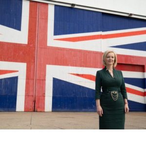 Liz Truss é escolhida como nova primeira-ministra do Reino Unido