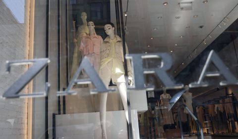 Vitrine de loja da Zara. Foto: Caitlin Ochs./File Photo/Reuters