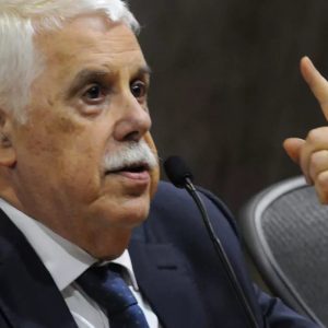 Lula pode agravar conflito entre políticas fiscal e monetária, diz Affonso Pastore