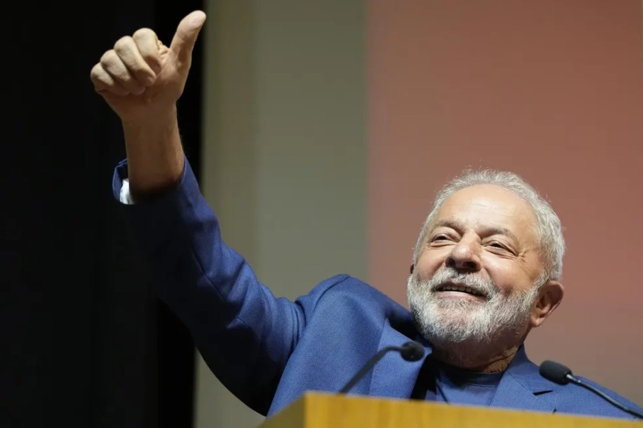 Lula deve anunciar já nesta sexta-feira primeiros ministros