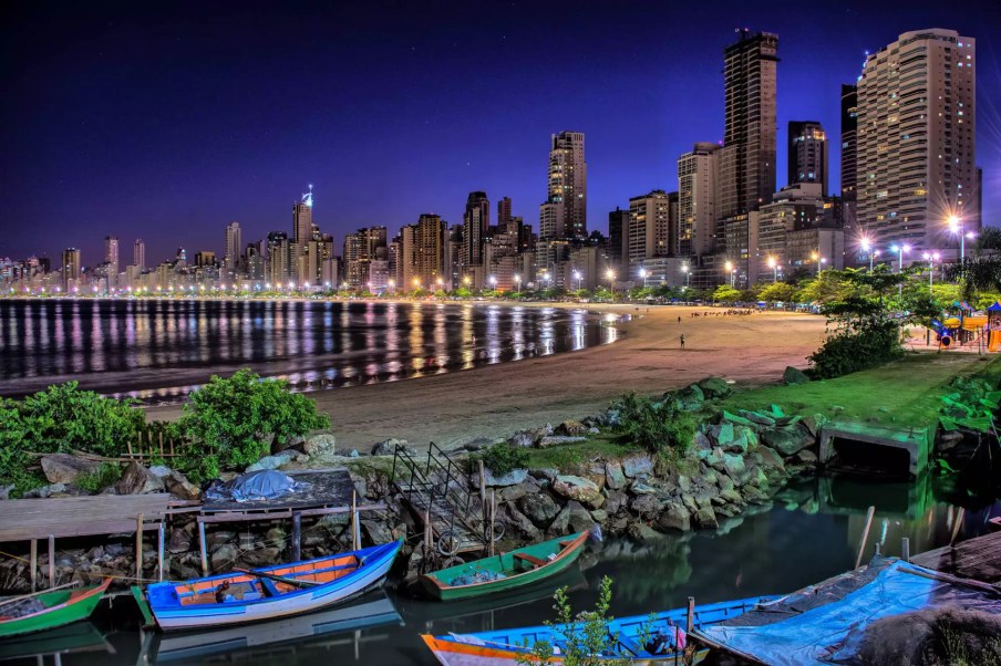 Balneário Camboriú tem os imóveis mais caros do Brasil