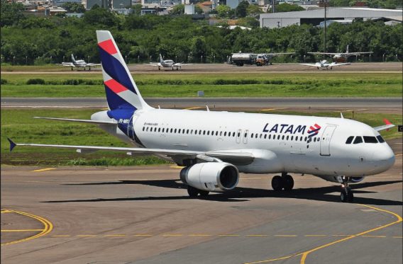 Avião da Latam