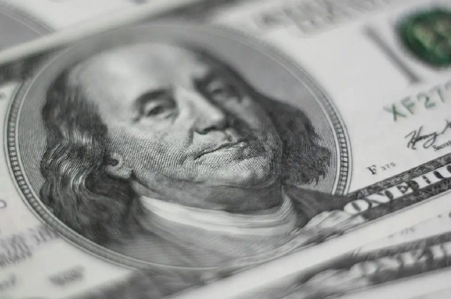 DÓLAR