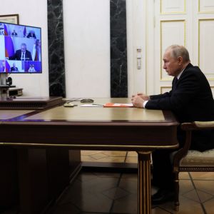 Rússia: grupo interrompe marcha para evitar ‘derramar sangue russo’