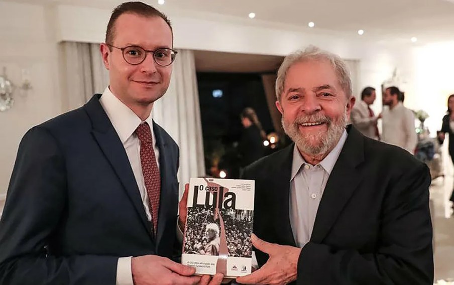 Cristiano Zanin ao lado do presidente Lula / Crédito: Ricardo Stuckert