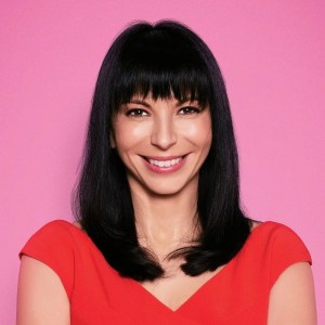 Natura (NTCO3) troca CEO da Avon: Angela Cretu sai, Kristof Neirynck assume