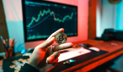 Para os especialistas, o futuro das criptomoedas promete ser promissor - (Foto: Unsplash)