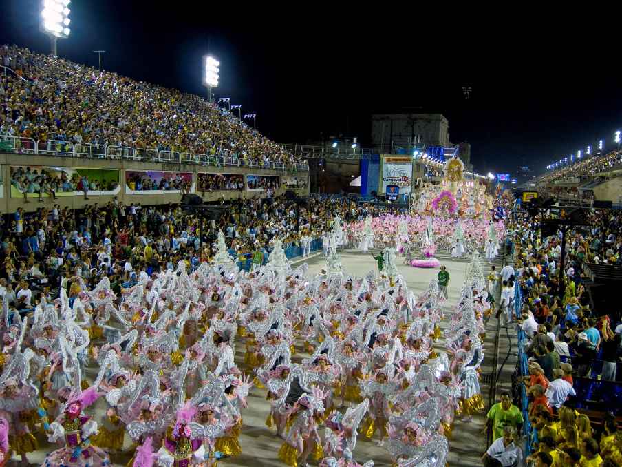 Viagem no Carnaval: saiba quais seus direitos e como se proteger