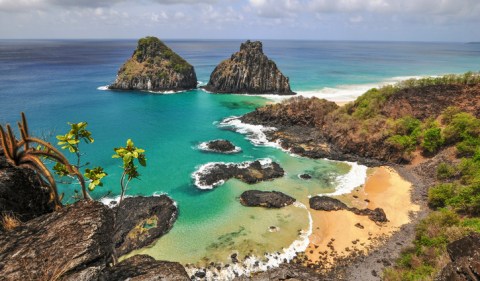 Ilha de Fernando de Noronha, em Pernambuco, é o destino mais caro para viajar no Carnaval (Foto: Dedé Vargas / Getty Images)