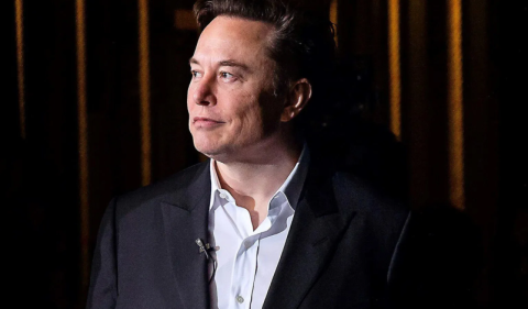Homem e do setor de tecnologia: Elon Musk reflete a maioria dos mais ricos do mundo. Foto: Trevor Cokley / U.S. Air Force