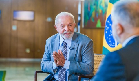 'Não é o Brasil que tem que prestar conta para a Vale, é a Vale tem que prestar conta para o Brasil'. Fala de Lula foi feita ao jornalista Kennedy Alencar, em entrevista ao programa “É Notícia”, da RedeTV!. Foto: Ricardo Stuckert/PR