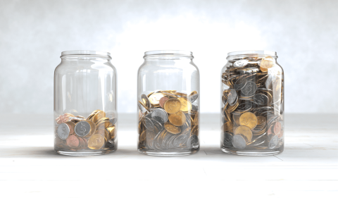 Com a nova taxa de juros, o rendimento dos investimentos em renda fixa também mudam. (Foto: Freepik)