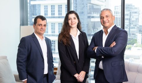 Eduardo Duarte,
Mariana Fenelon e Sergio Silva, da Tenax Capital: 'vemos com bons olhos a decisão do CMN'. Foto: Divulgação.
