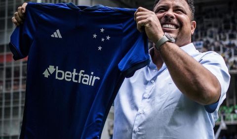 Fortuna de Ronaldo Fenômeno vai ganhar um forte impulso com a venda do Cruzeiro por R$ 600 milhões. Foto: Reprodução / Instagram