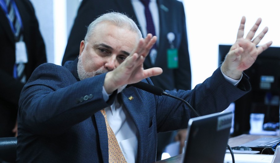 Conselho aprova encerramento do mandato de Prates na Petrobras e destitui diretor financeiro