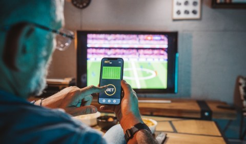 Estudo do Itaú estima quanto os brasileiros gastaram em apostas online e quanto resgataram em prêmios no último ano. Foto: Getty Images