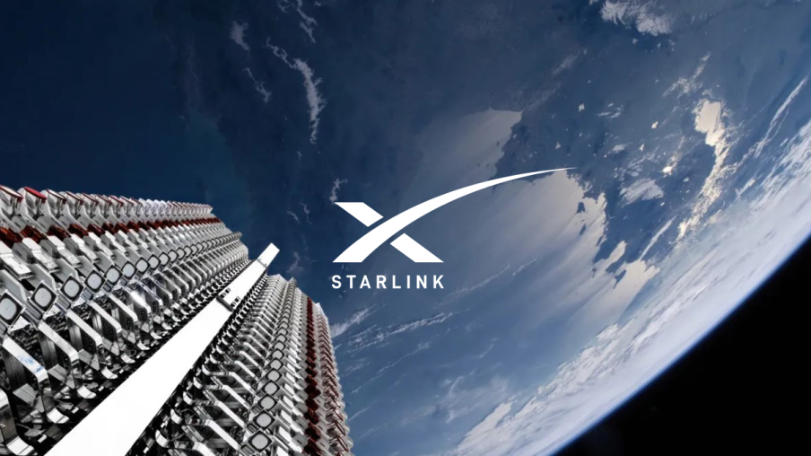 60 satélites Starlink empilhados antes da implantação em 24 de maio de 2019