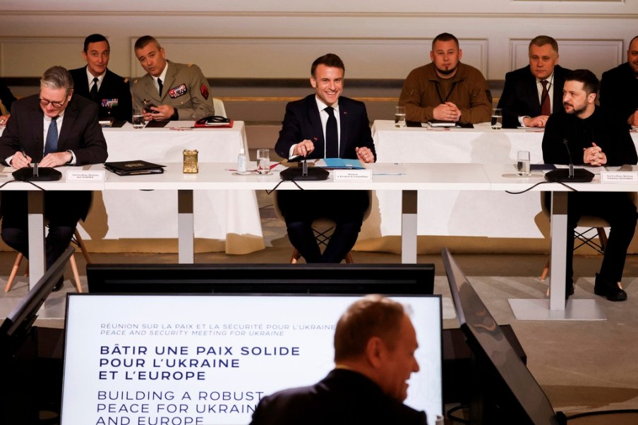 Líderes europeus se reúnem em Paris para discutir apoio à Ucrânia