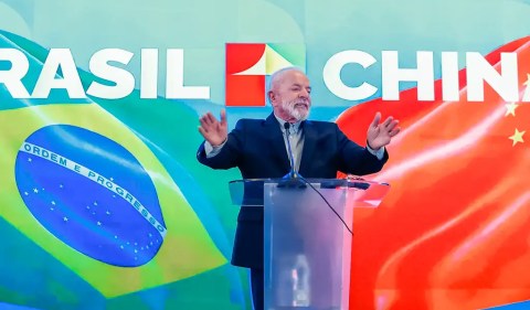 Lula foi à China e fez acordos para receber R$ 27 bi em investimentos. Veja como eles podem afetar seu bolso. Foto: Ricardo Stuckert/PR