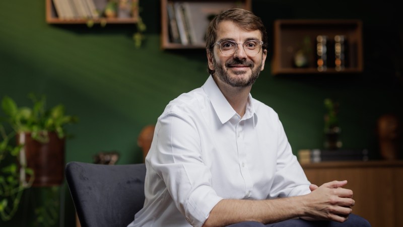 O cérebro, o estômago e as emoções do investidor em tempos de volatilidade