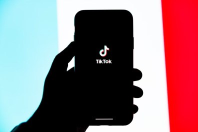 Como estratégia ‘agressiva’ do TikTok Shop no Brasil mexe com as grandes varejistas?