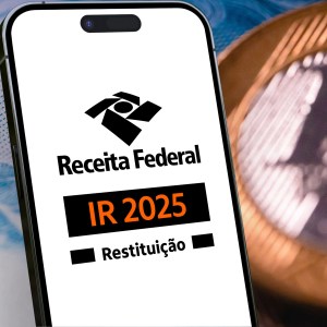 Foto de um celular com uma tela branca e alguns escritos: Receita federal, IR 2025 e Restituição.